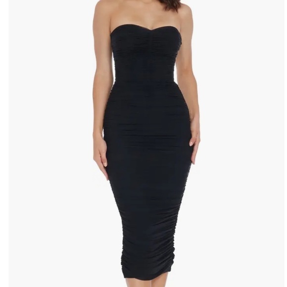 Dress the Population Dresses & Skirts - Dress the Population Heather Center Ruched Strapless Body-Con Dress Black